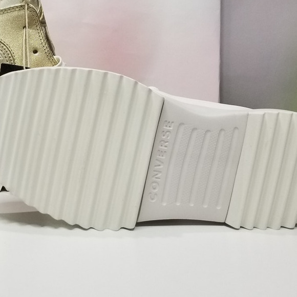 Converse Unisex Run Star Western Hikers Women's 6.5 Gold/ Silver A10333C NWT - Picture 8 of 9